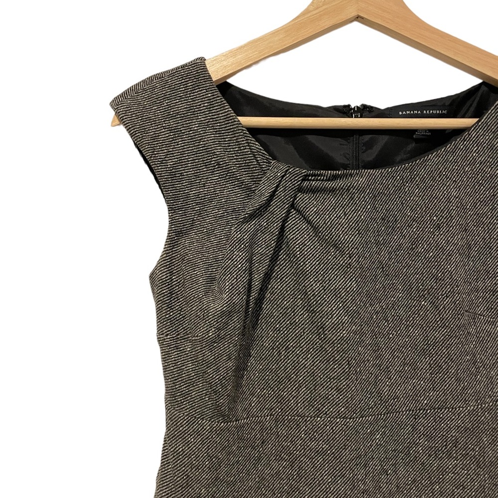 Banana Republic Grey Wool Dress Size 0